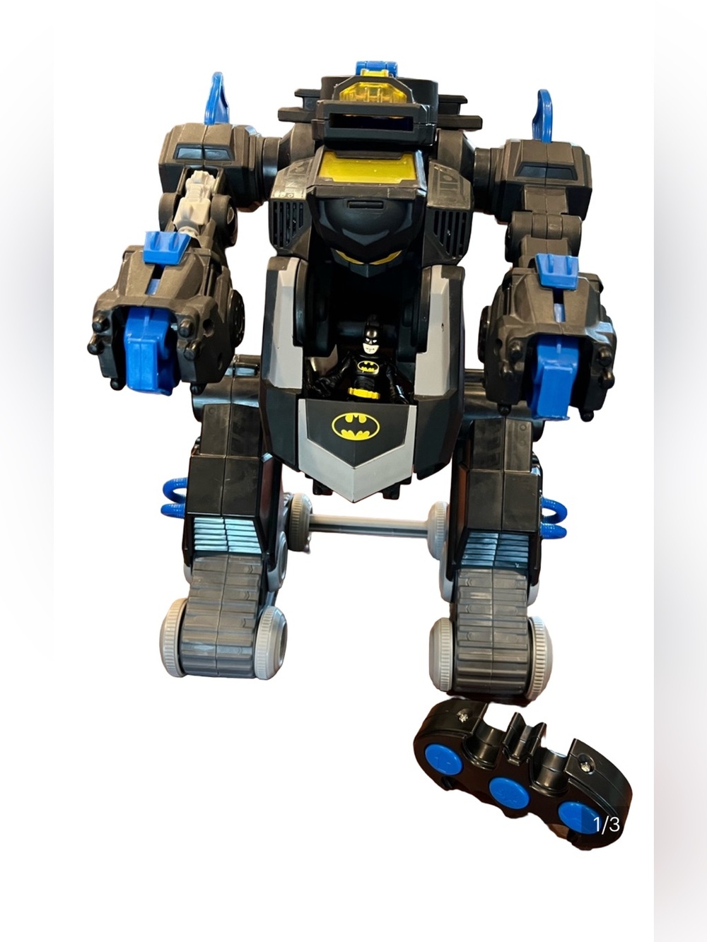 DC Comics Batman Batbot Xtreme RC Transforming Vehicle with Batman Figure